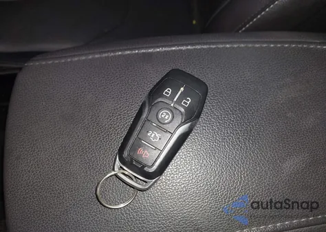 2016 Ford Fusion Titanium z USA, uszkodzony, nr VIN 3FA6P0K99GR192522